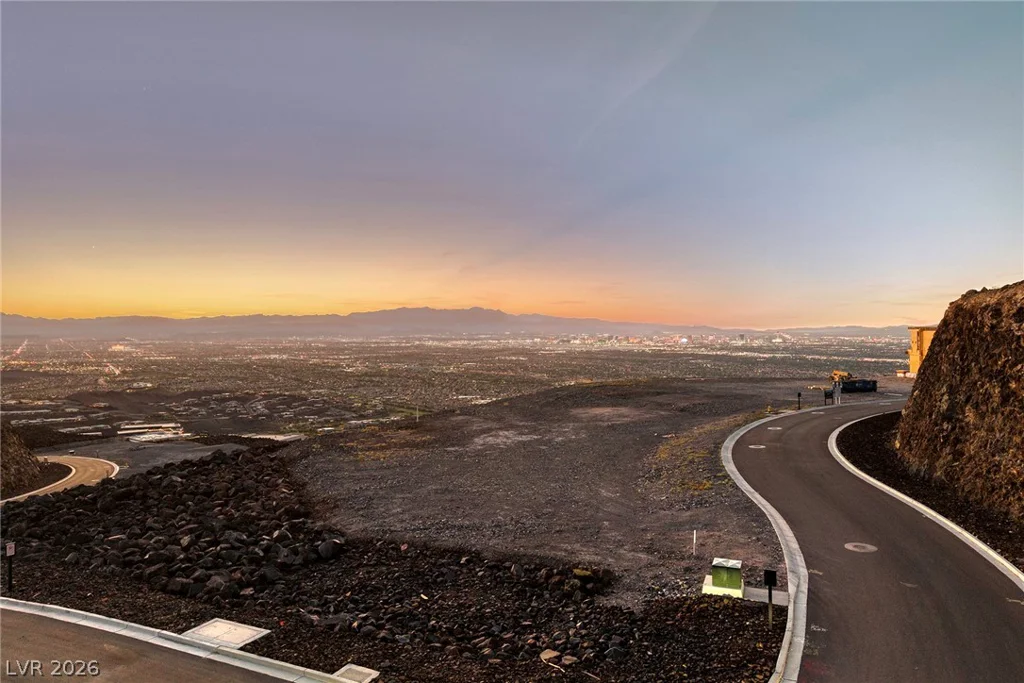 631 Alpine Summit, Henderson, NV 89012