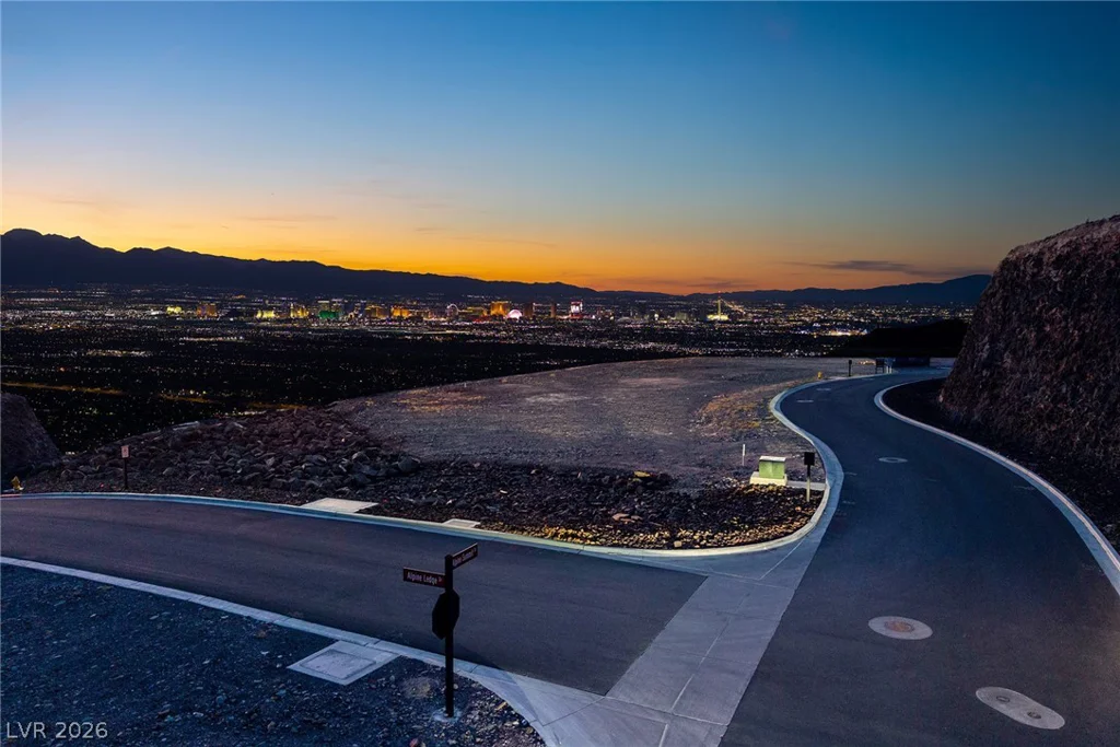 631 Alpine Summit, Henderson, NV 89012