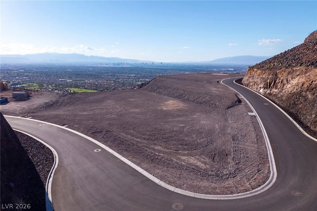 527 Rock Peak, Henderson, NV 89012