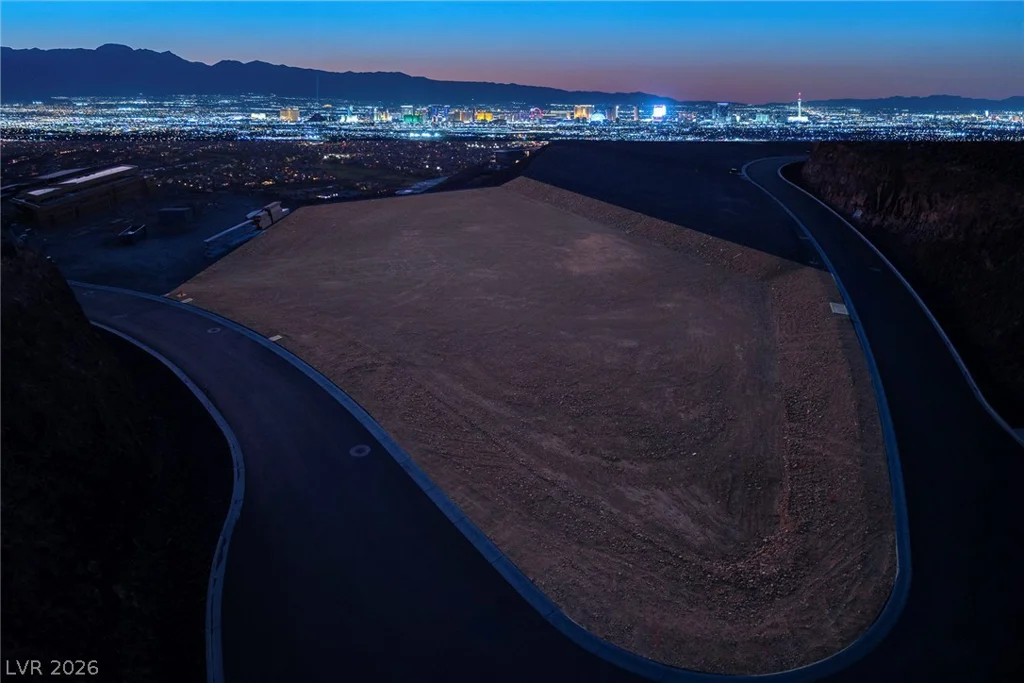 527 Rock Peak, Henderson, NV 89012