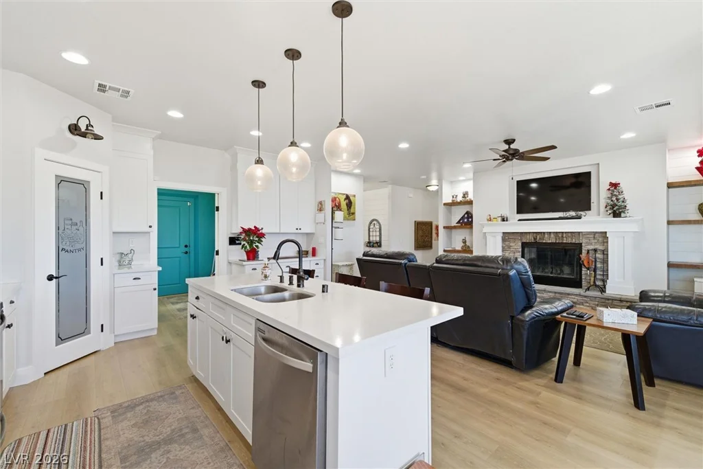 2440 Zuni, Pahrump, NV 89048