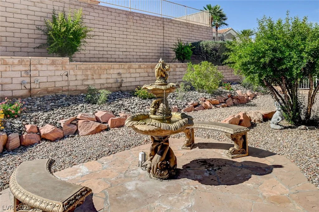 2629 Hanging Rock, Las Vegas, NV 89134