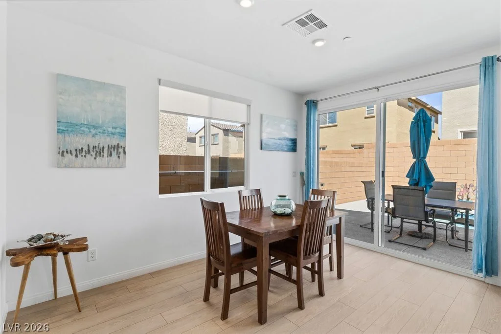 852 Benning, Henderson, NV 89011