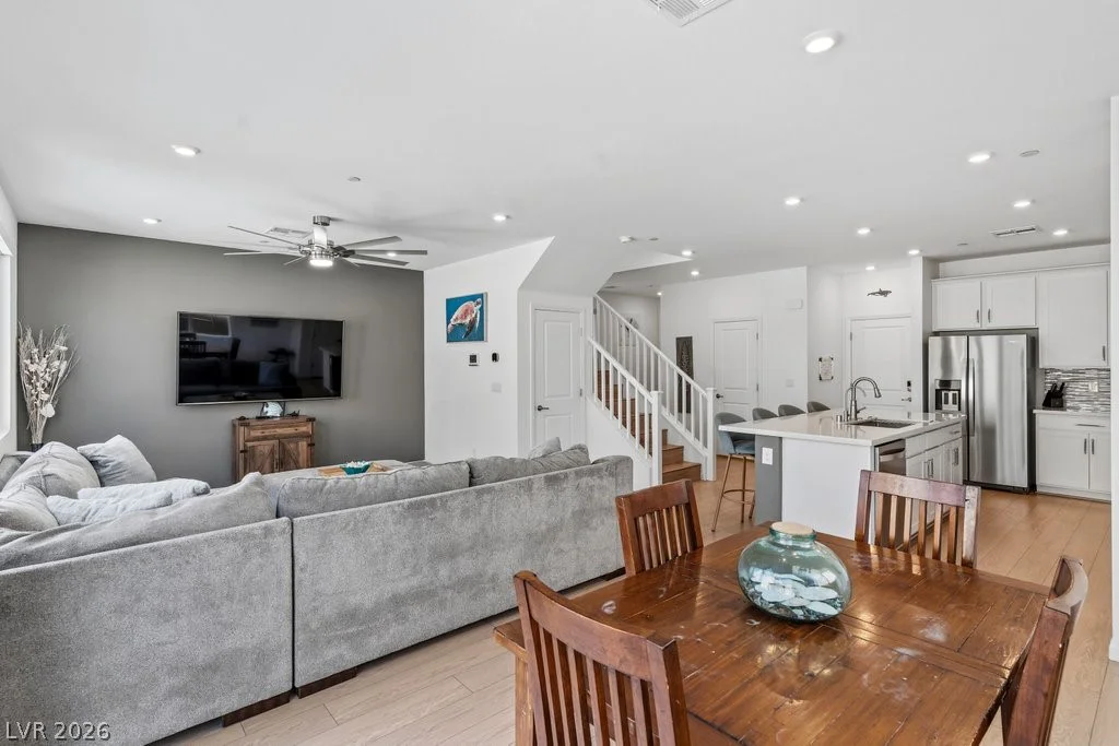 852 Benning, Henderson, NV 89011