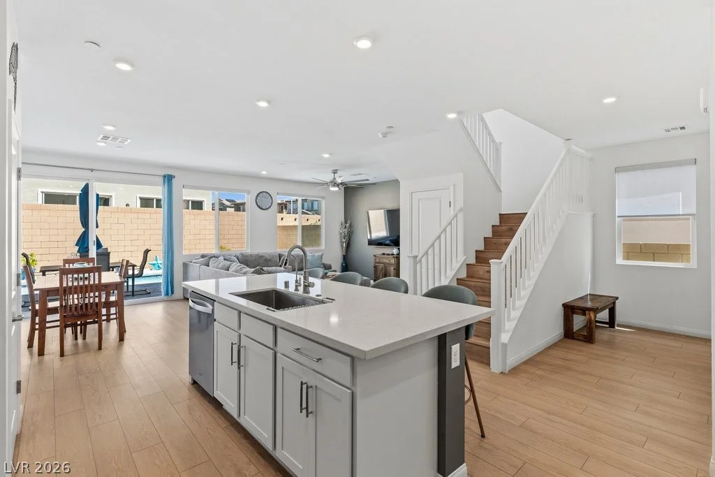 852 Benning, Henderson, NV 89011