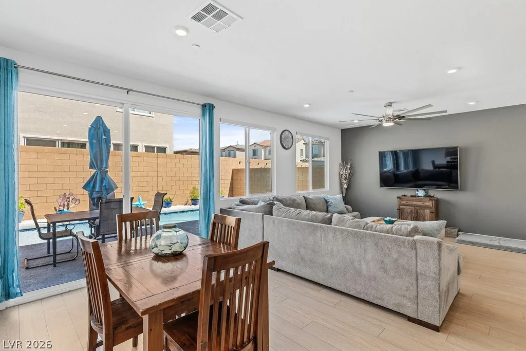 852 Benning, Henderson, NV 89011