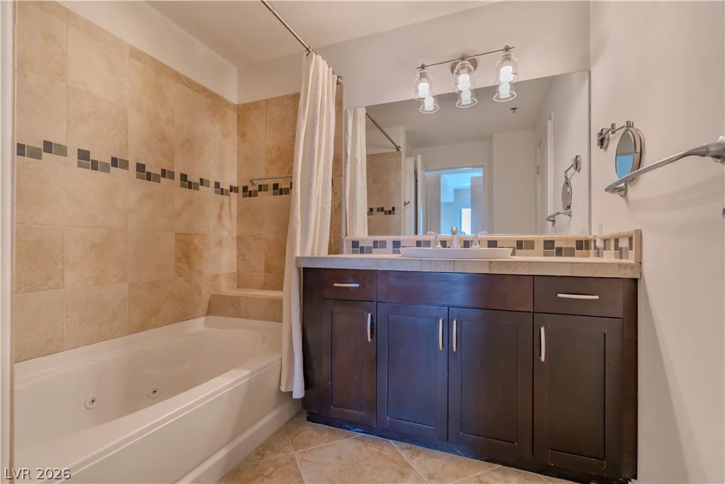 8255 Las Vegas, Las Vegas, NV 89123
