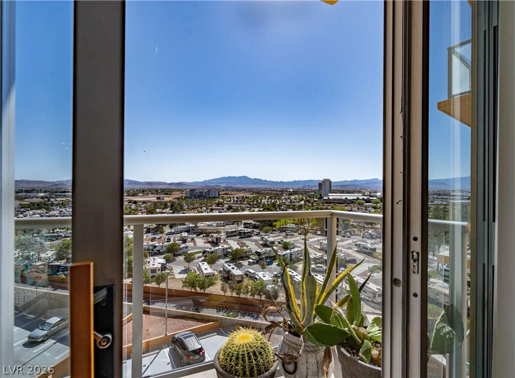 8255 Las Vegas, Las Vegas, NV 89123
