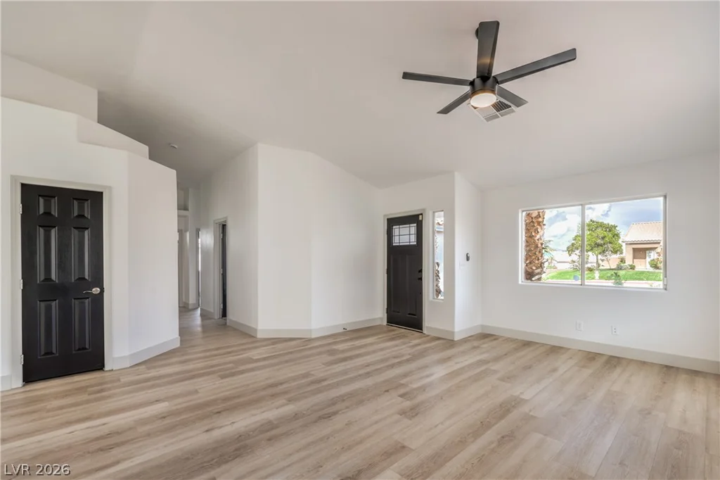 7413 Red Eagle, Las Vegas, NV 89131