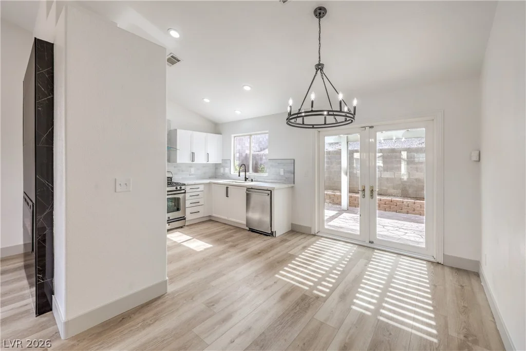 7413 Red Eagle, Las Vegas, NV 89131