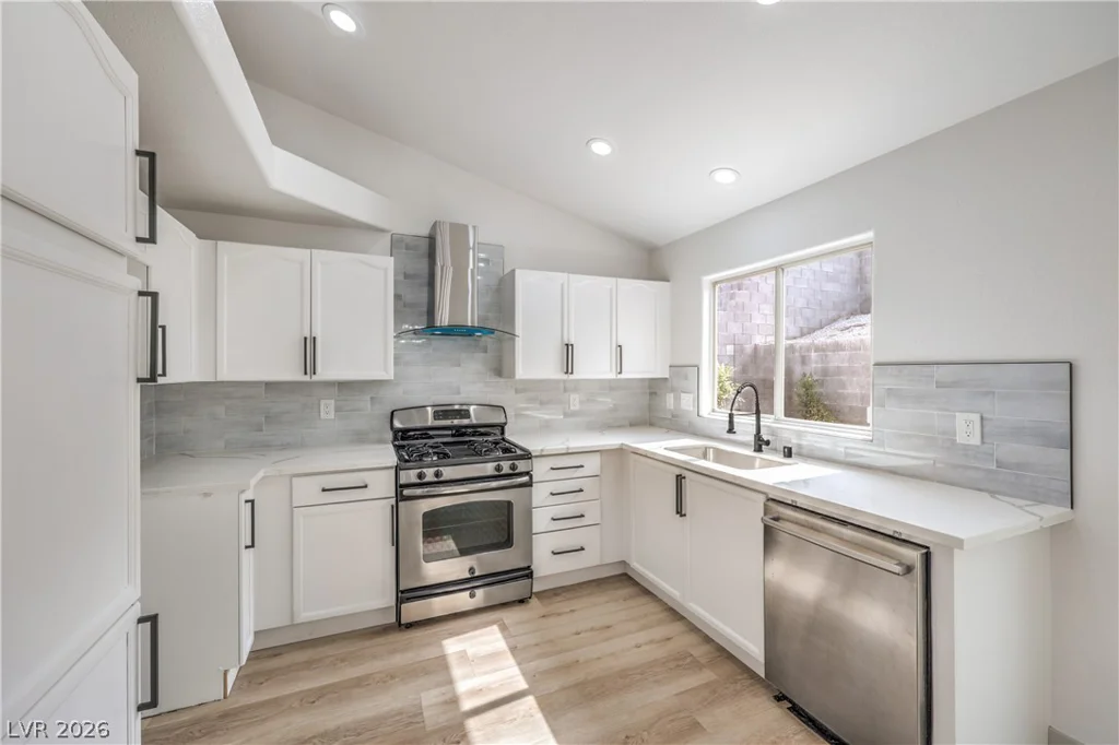 7413 Red Eagle, Las Vegas, NV 89131