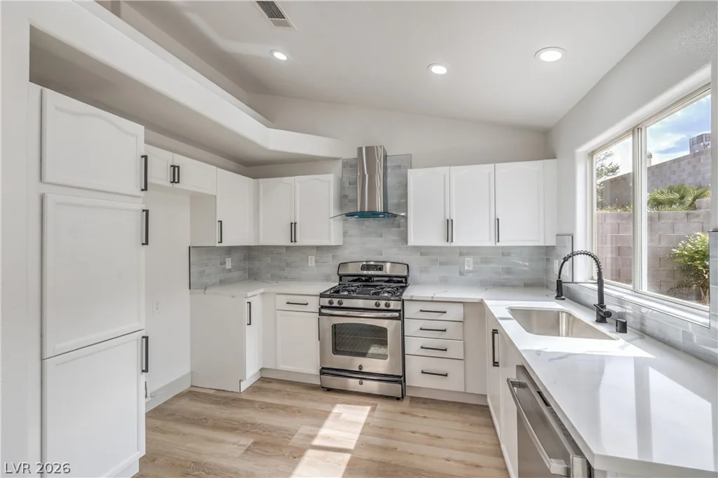 7413 Red Eagle, Las Vegas, NV 89131