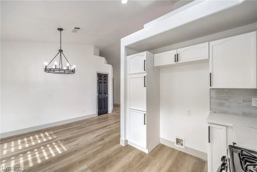 7413 Red Eagle, Las Vegas, NV 89131