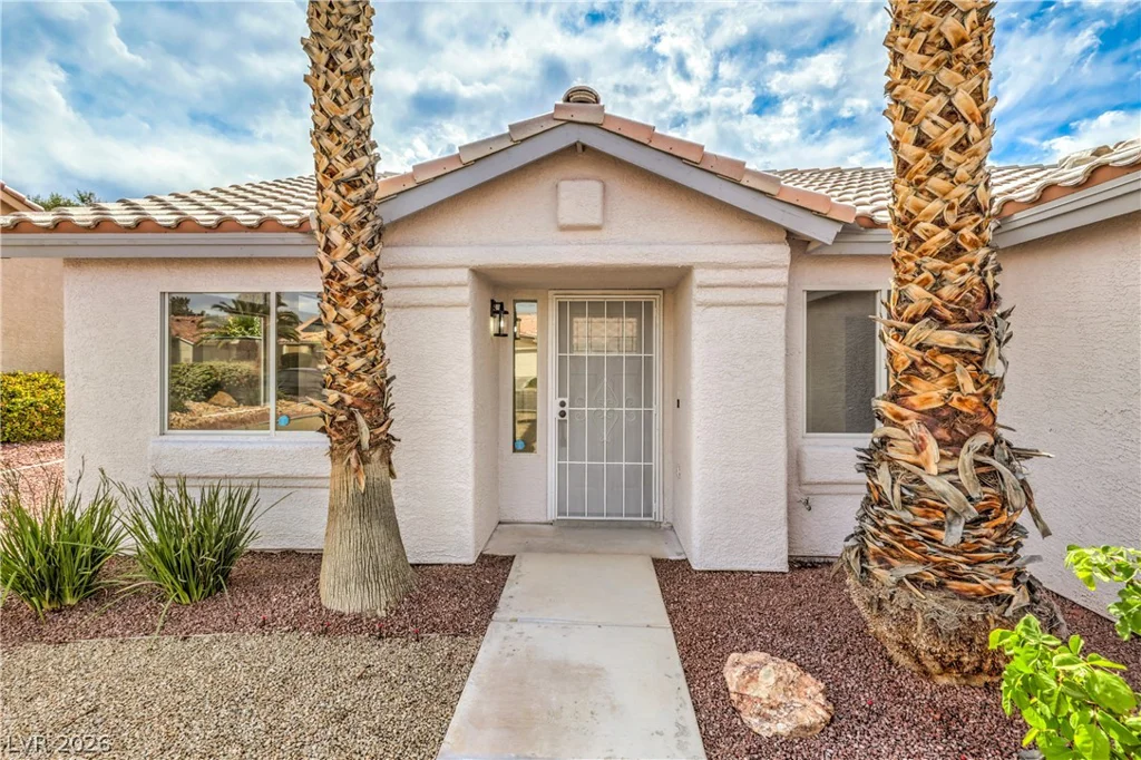 7413 Red Eagle, Las Vegas, NV 89131