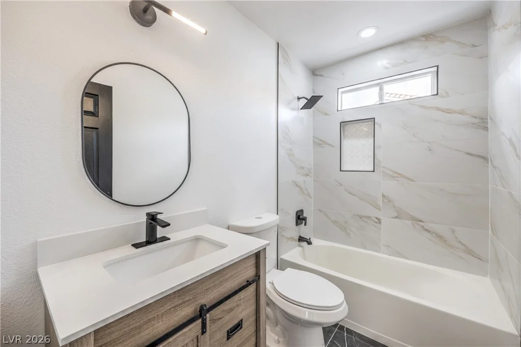 7413 Red Eagle, Las Vegas, NV 89131