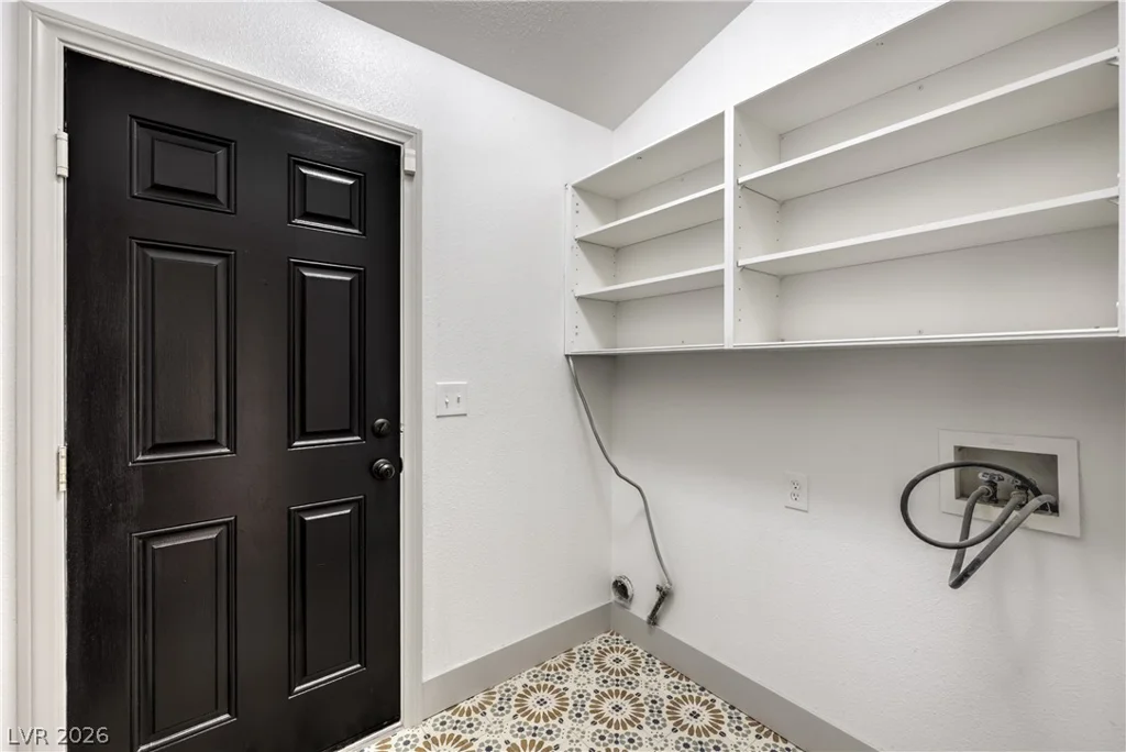 7413 Red Eagle, Las Vegas, NV 89131