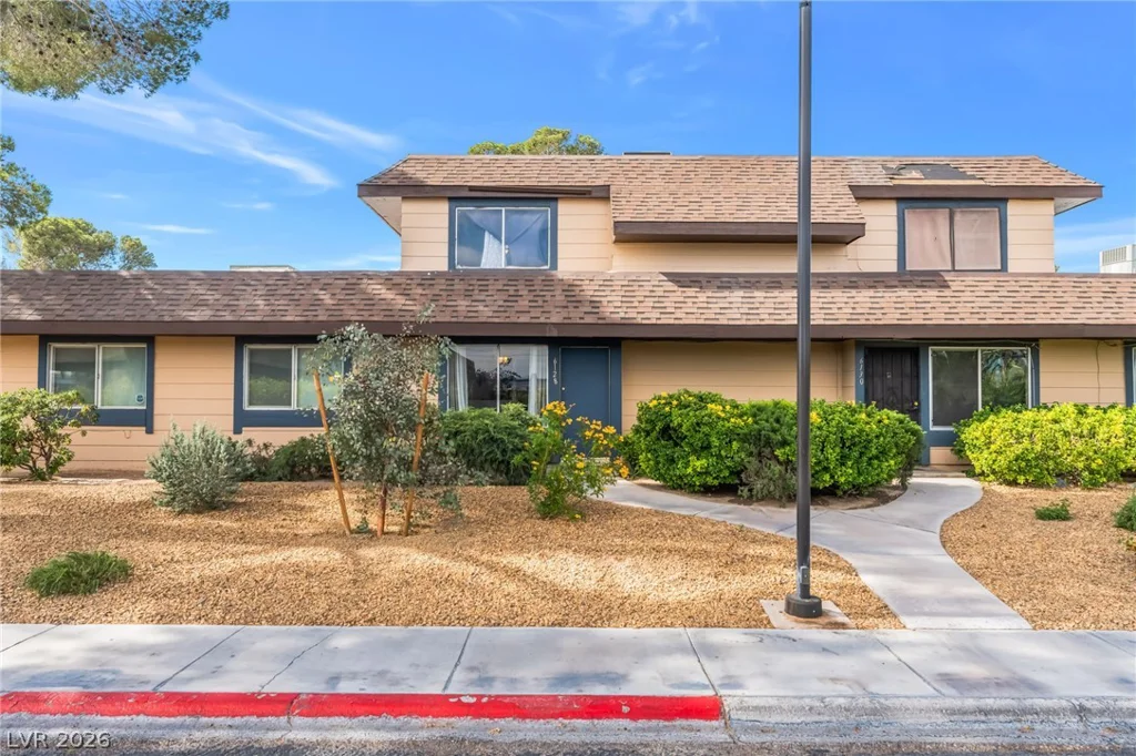 6128 Meadow Vista, Las Vegas, NV 89103