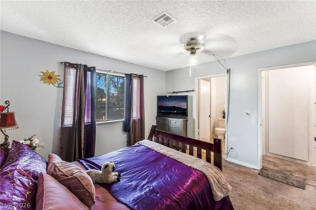 6128 Meadow Vista, Las Vegas, NV 89103
