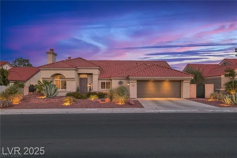 2900 Crown Ridge, Las Vegas, NV 89134