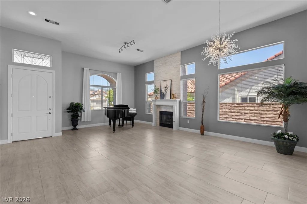 2900 Crown Ridge, Las Vegas, NV 89134