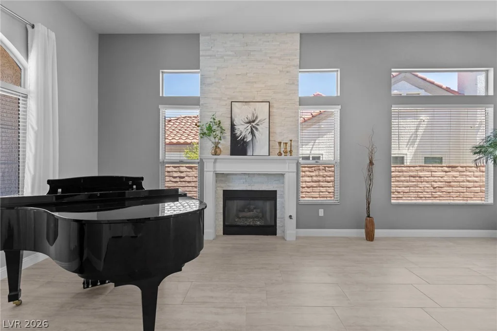 2900 Crown Ridge, Las Vegas, NV 89134