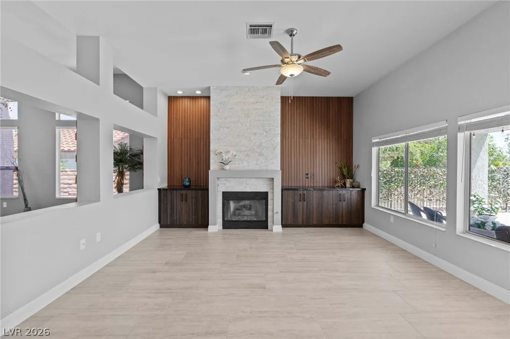 2900 Crown Ridge, Las Vegas, NV 89134