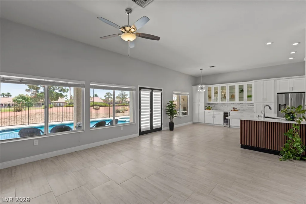 2900 Crown Ridge, Las Vegas, NV 89134