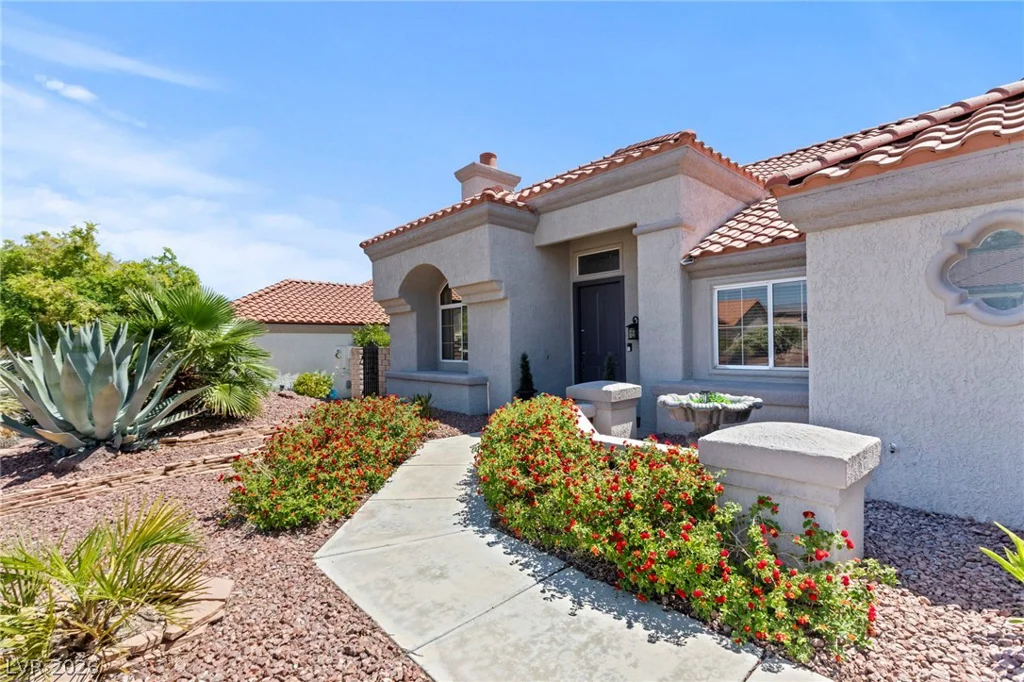 2900 Crown Ridge, Las Vegas, NV 89134