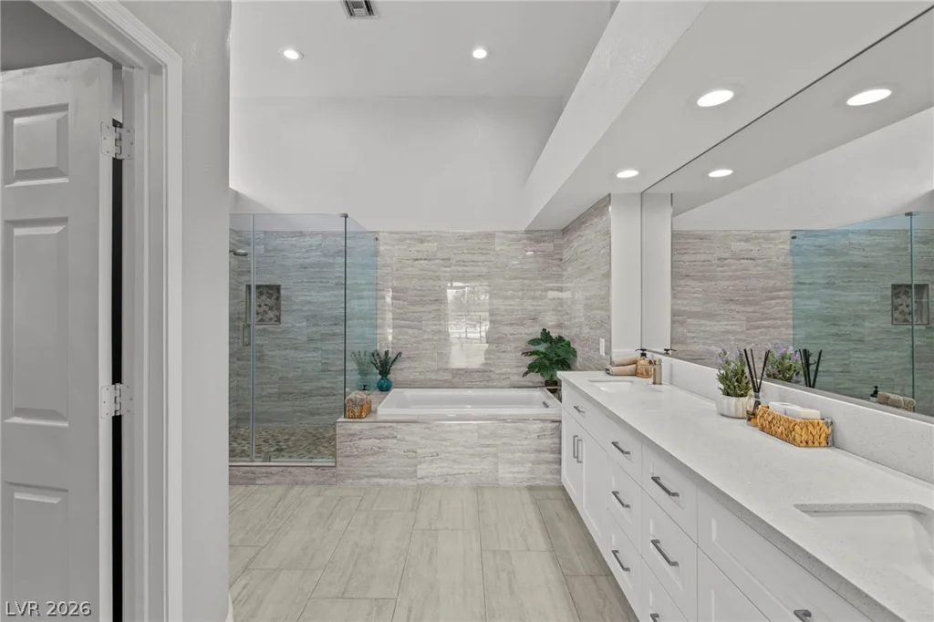 2900 Crown Ridge, Las Vegas, NV 89134