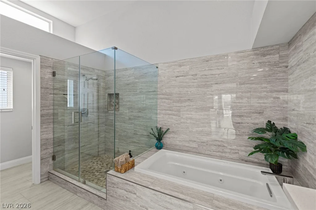 2900 Crown Ridge, Las Vegas, NV 89134