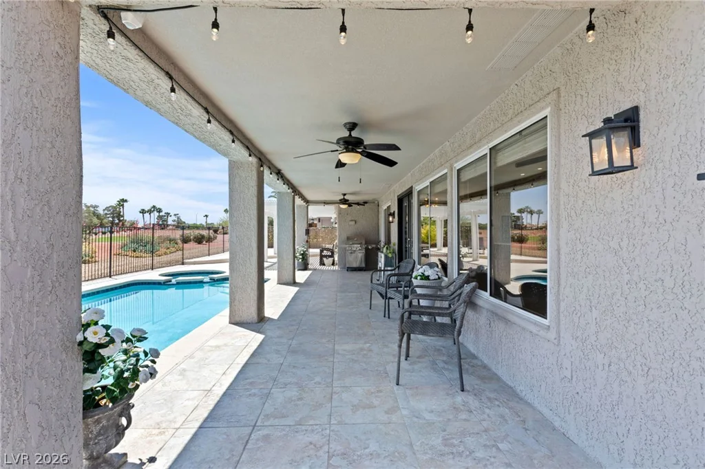 2900 Crown Ridge, Las Vegas, NV 89134