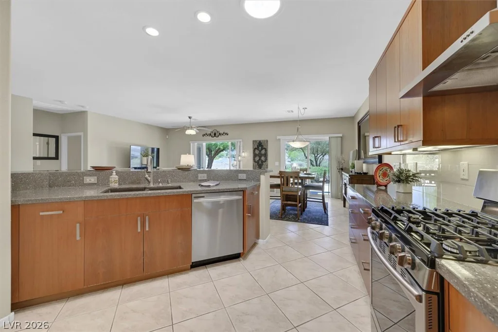 2200 Stony Prairie, Henderson, NV 89052
