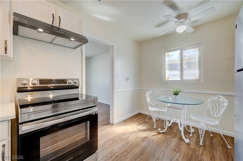 20 Laswell, Henderson, NV 89015