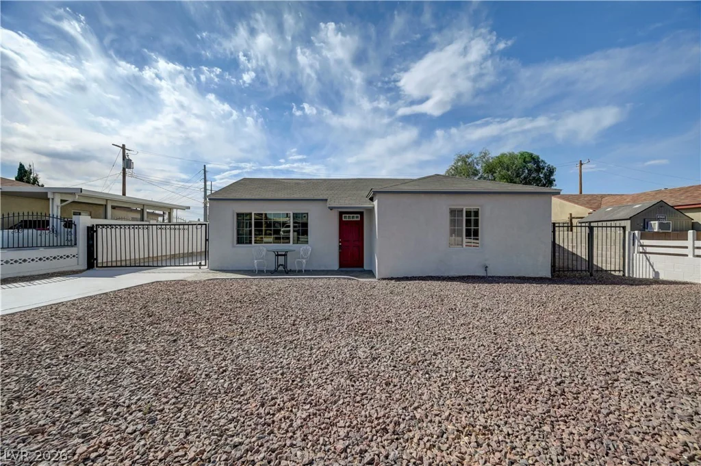 20 Laswell, Henderson, NV 89015