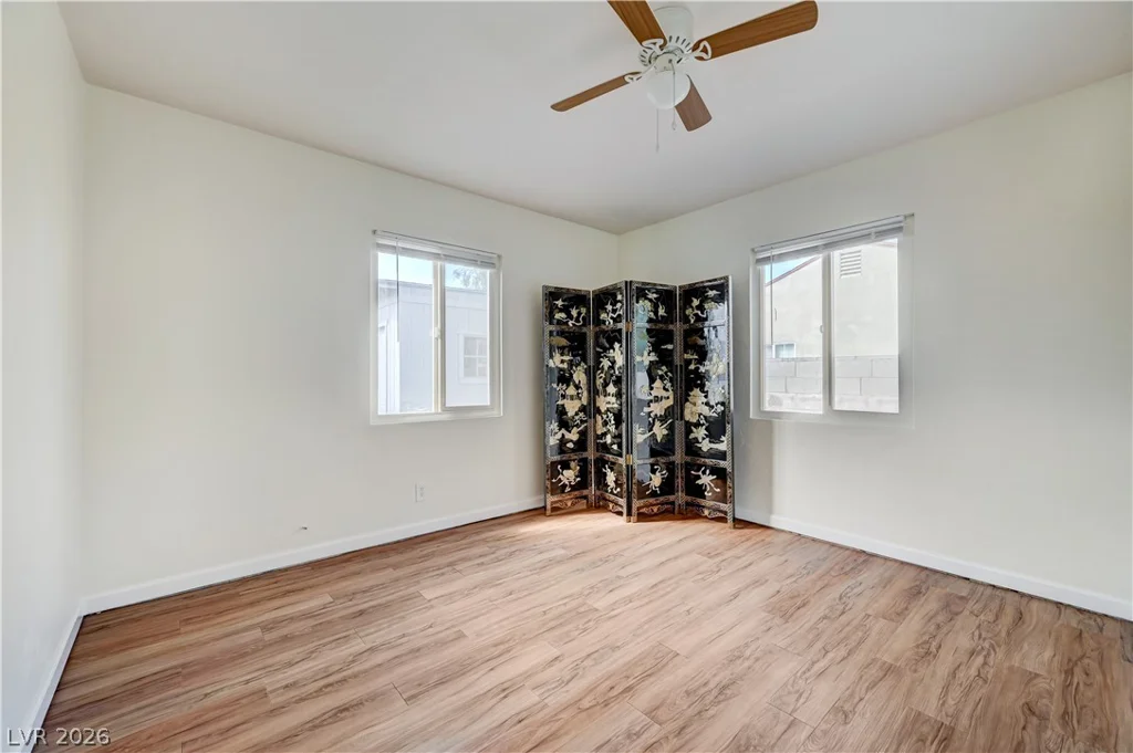 20 Laswell, Henderson, NV 89015