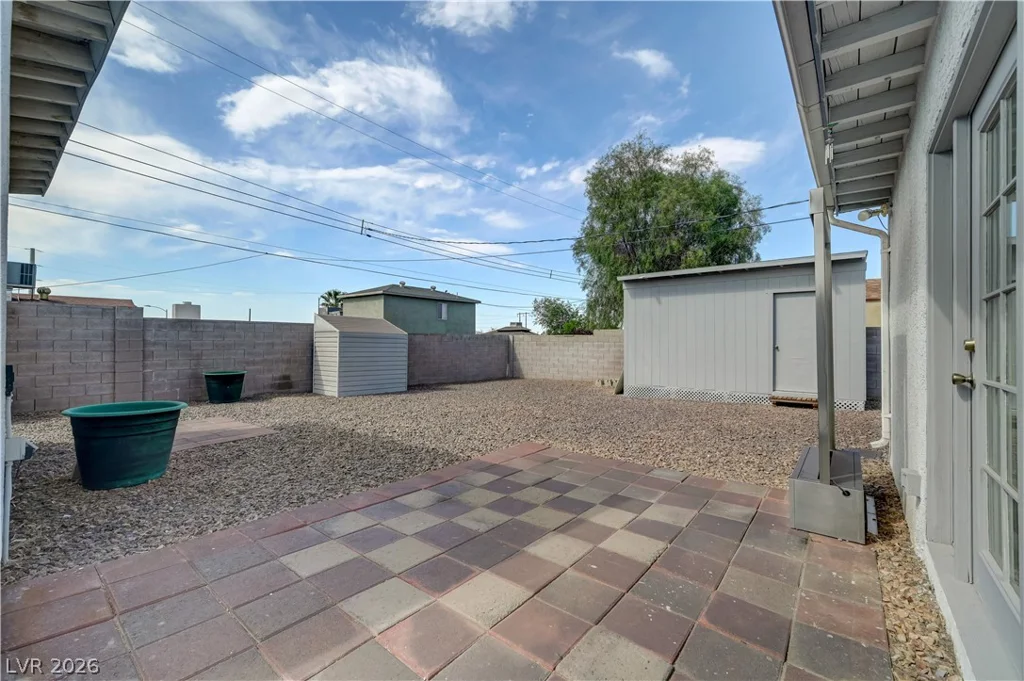 20 Laswell, Henderson, NV 89015