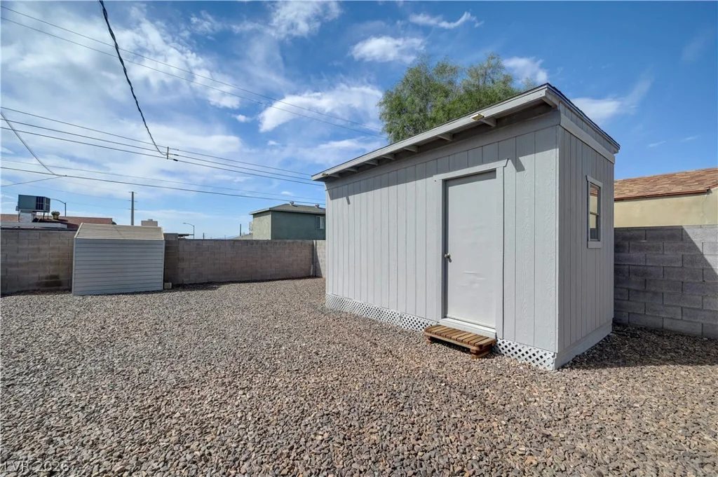 20 Laswell, Henderson, NV 89015