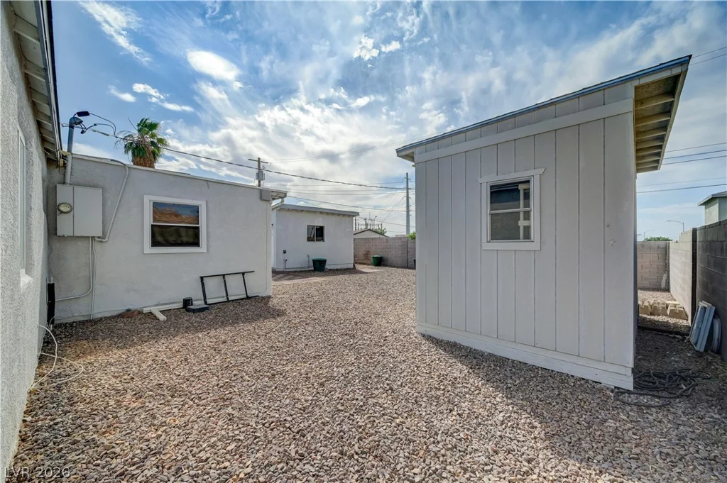 20 Laswell, Henderson, NV 89015