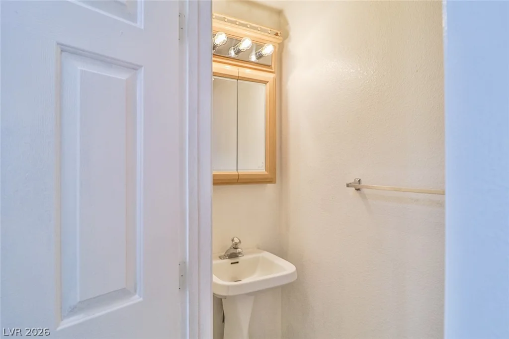 6812 Painted Canyon, Las Vegas, NV 89130
