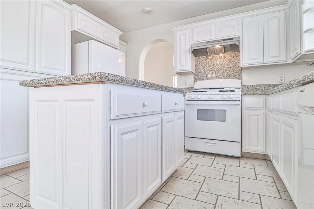 6812 Painted Canyon, Las Vegas, NV 89130