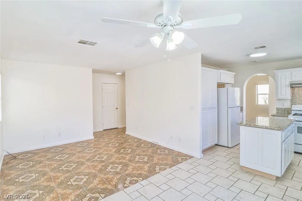 6812 Painted Canyon, Las Vegas, NV 89130