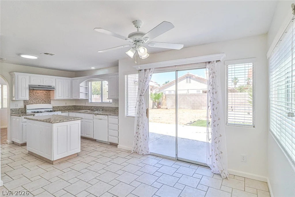 6812 Painted Canyon, Las Vegas, NV 89130