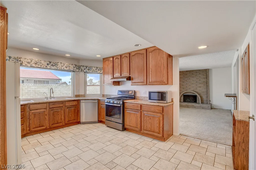 4292 Segovia, Las Vegas, NV 89121