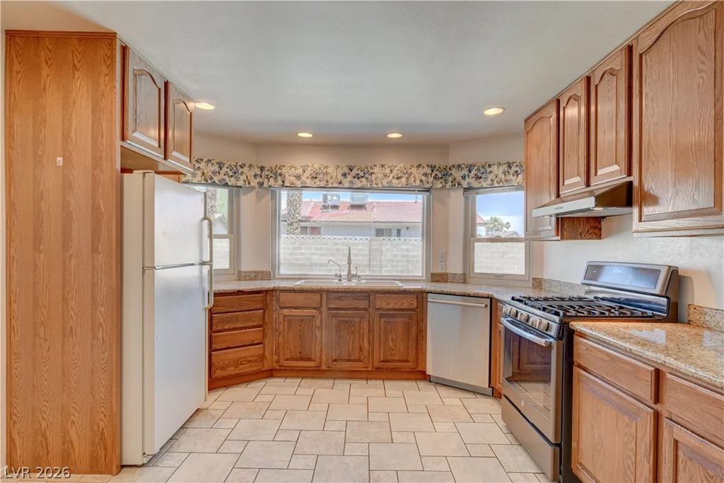 4292 Segovia, Las Vegas, NV 89121