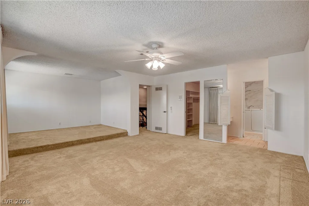 4292 Segovia, Las Vegas, NV 89121
