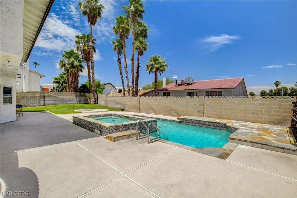 4292 Segovia, Las Vegas, NV 89121
