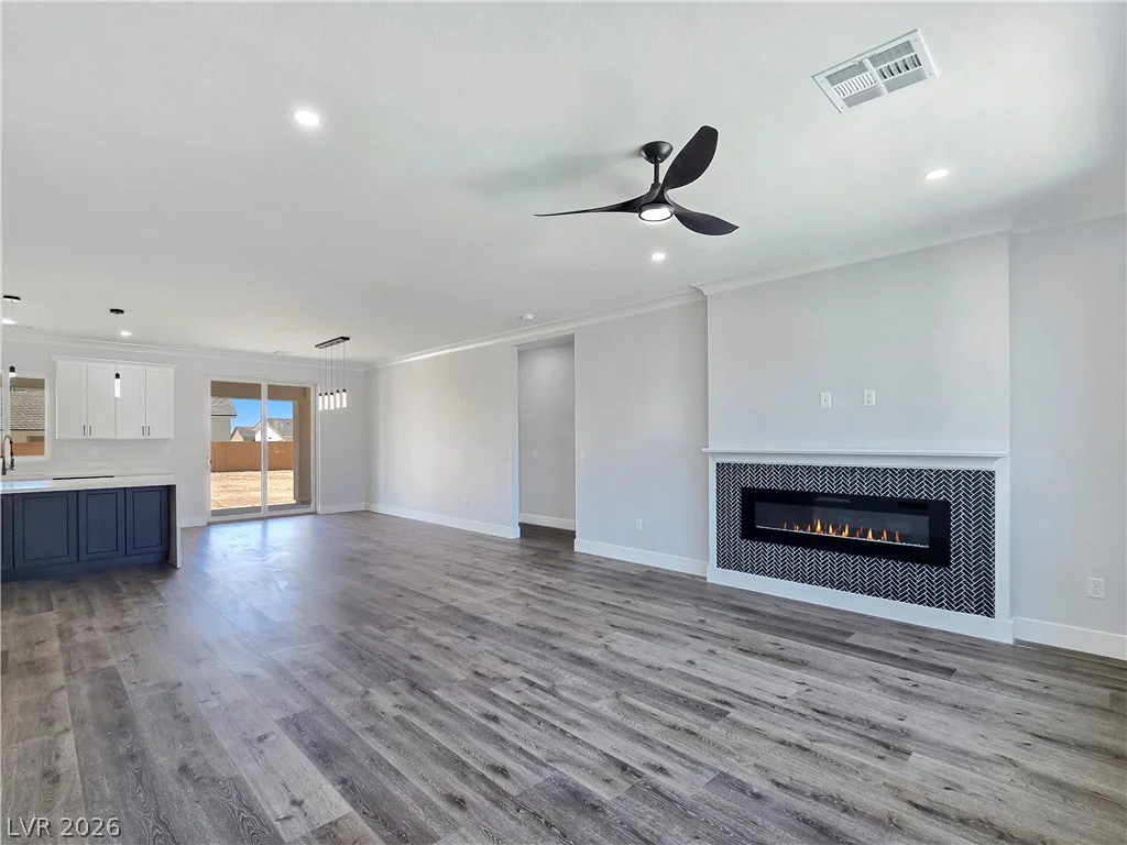 6920 Longmeadow, Pahrump, NV 89061