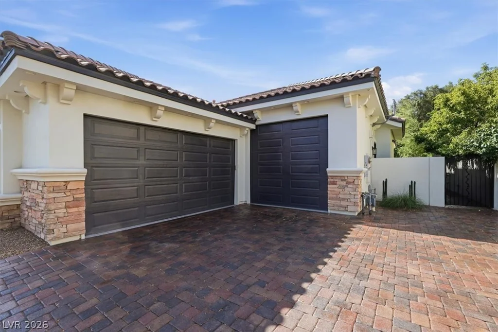 2257 Coral Ridge, Henderson, NV 89052