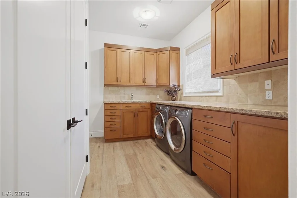 2257 Coral Ridge, Henderson, NV 89052