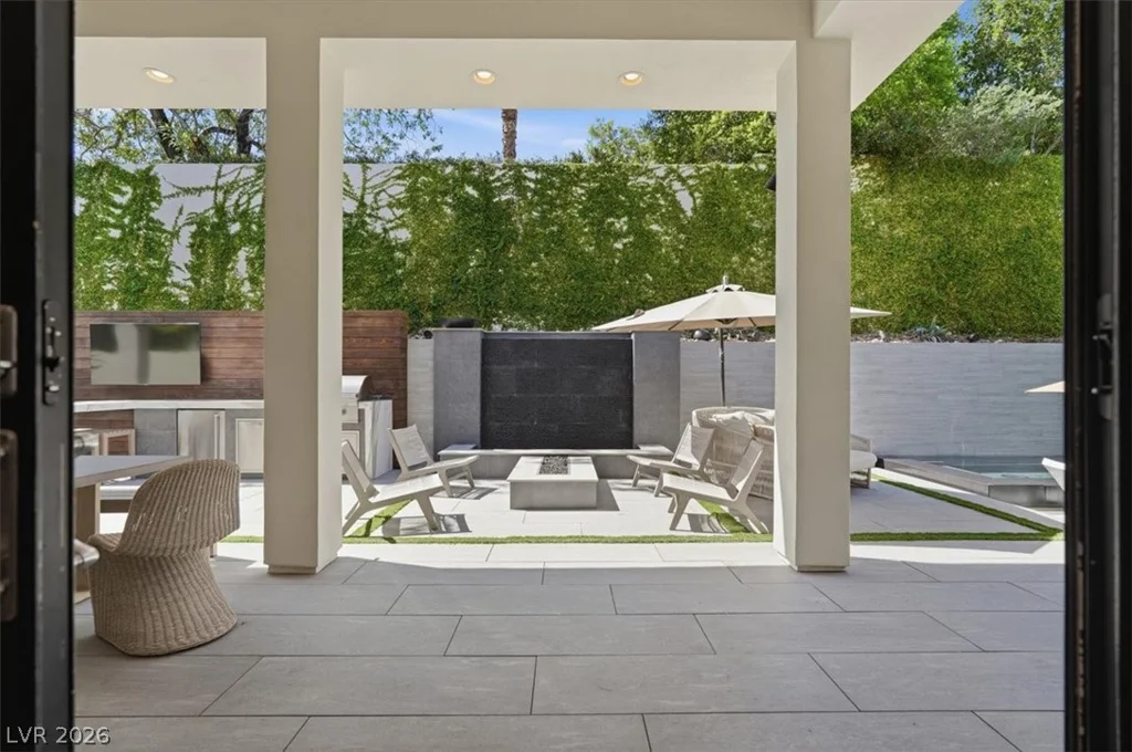 2257 Coral Ridge, Henderson, NV 89052